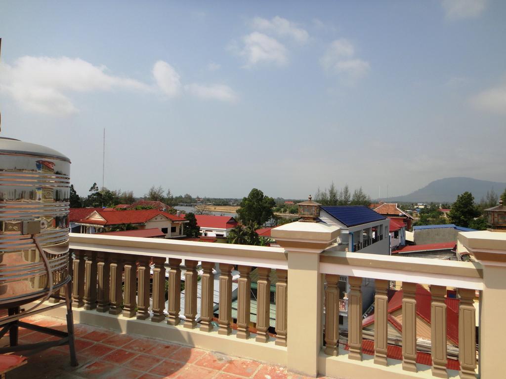Borey Vatanac Guesthouse Kampot Exterior foto