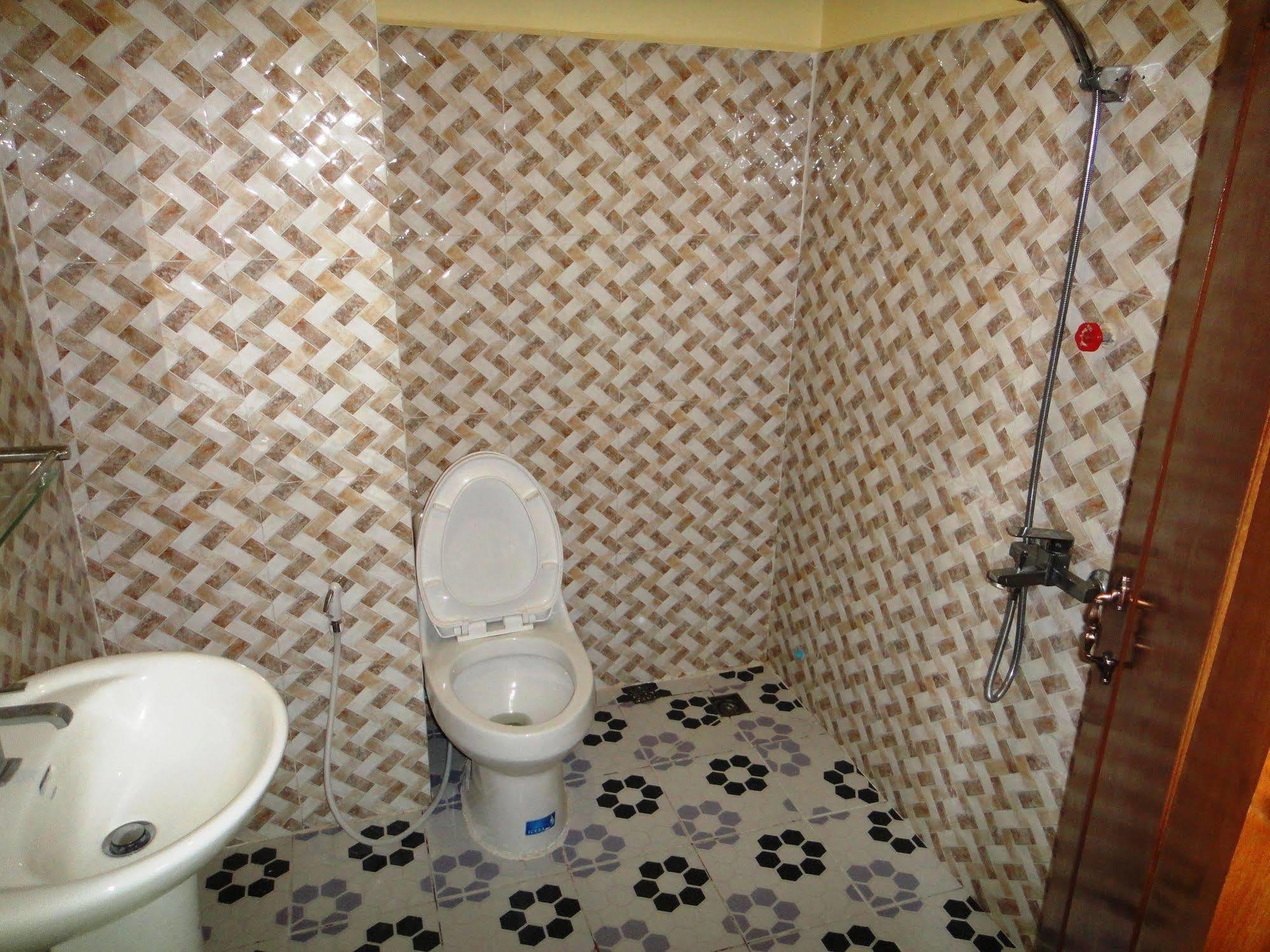 Borey Vatanac Guesthouse Kampot Exterior foto